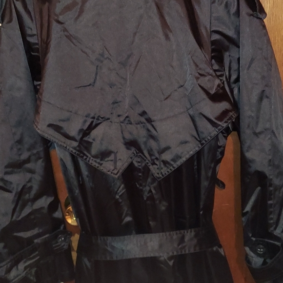 R Z R black coat - Picture 7 of 8